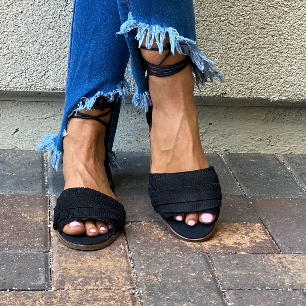 Genuine Leather Ankle Wrap Fringe Peep Toe Sandal - Picture 2 of 8